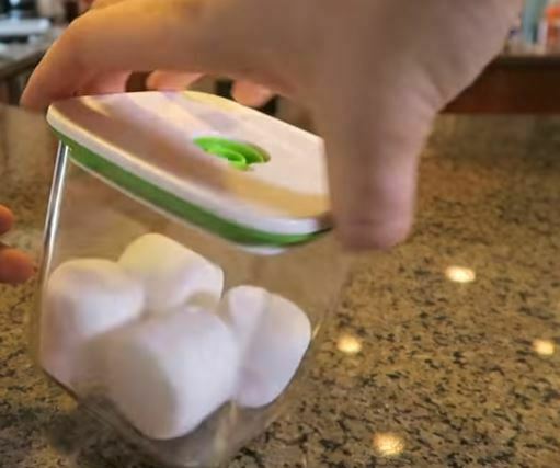 How to keep marshmallows fresh